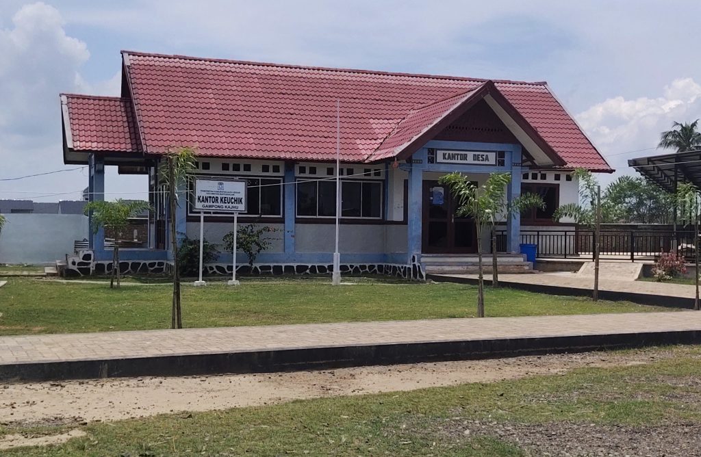 kantor keuchik desa Blang Cot Rubek Woyla Barat